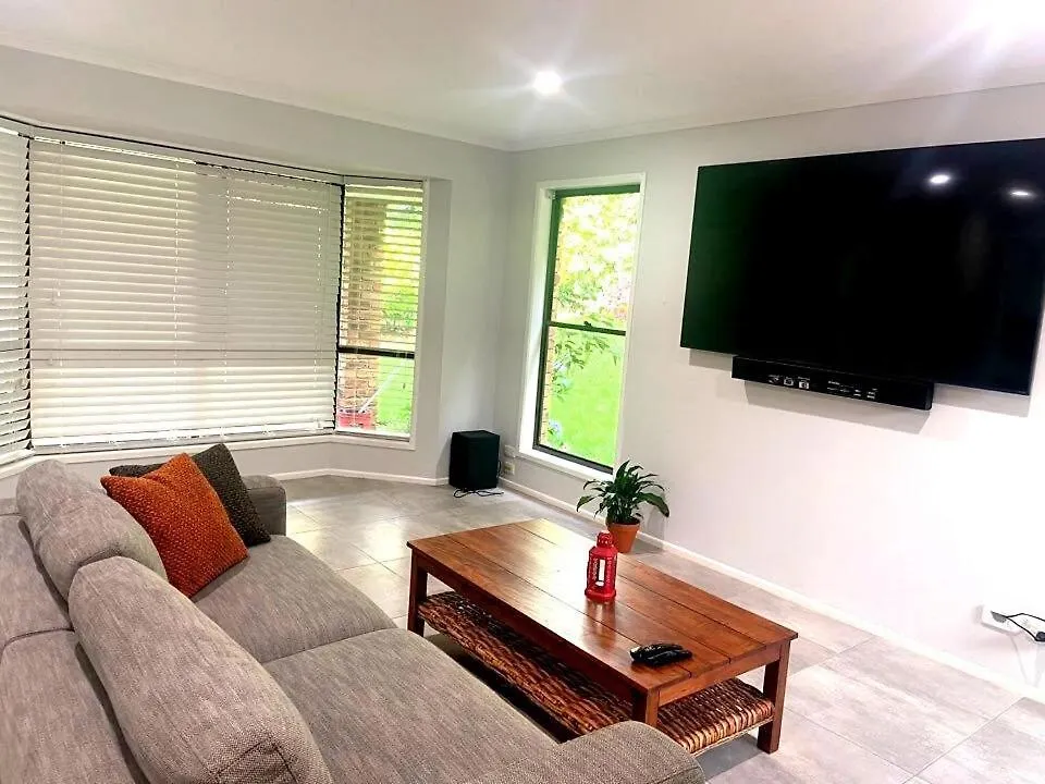 The Mountain House Villa Mount Tamborine 0*,  Australien